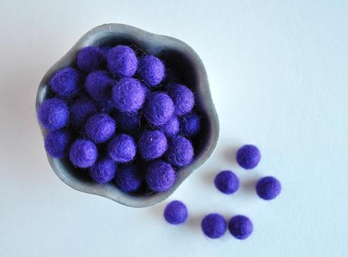 1cm wool felt balls - purple-Cloud Craft