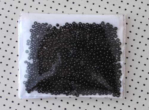 Glass seed beads - black-Cloud Craft